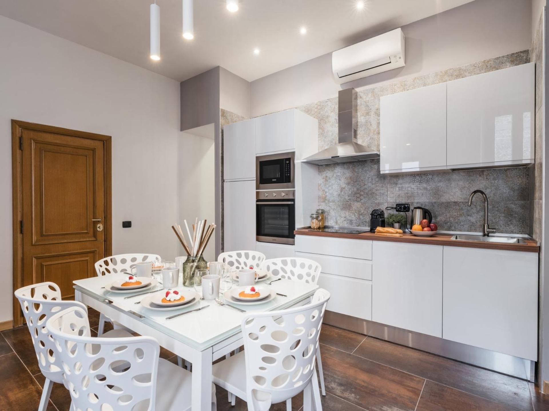 The Best Rent - Four-Room Apartment A Few Steps From The Trevi Fountain Εξωτερικό φωτογραφία